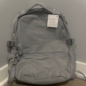 lululemon new crew backpack ash grey 22L